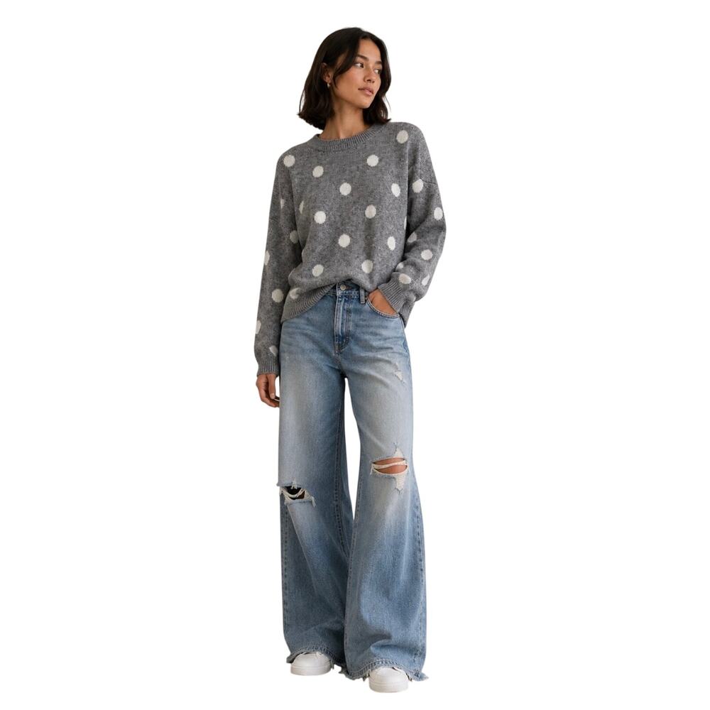 Chelsea & Theodore gray lock neck sweater with white polka dots, oversized, M